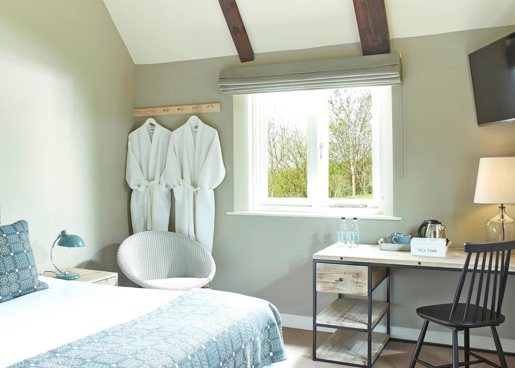 Camera Medium